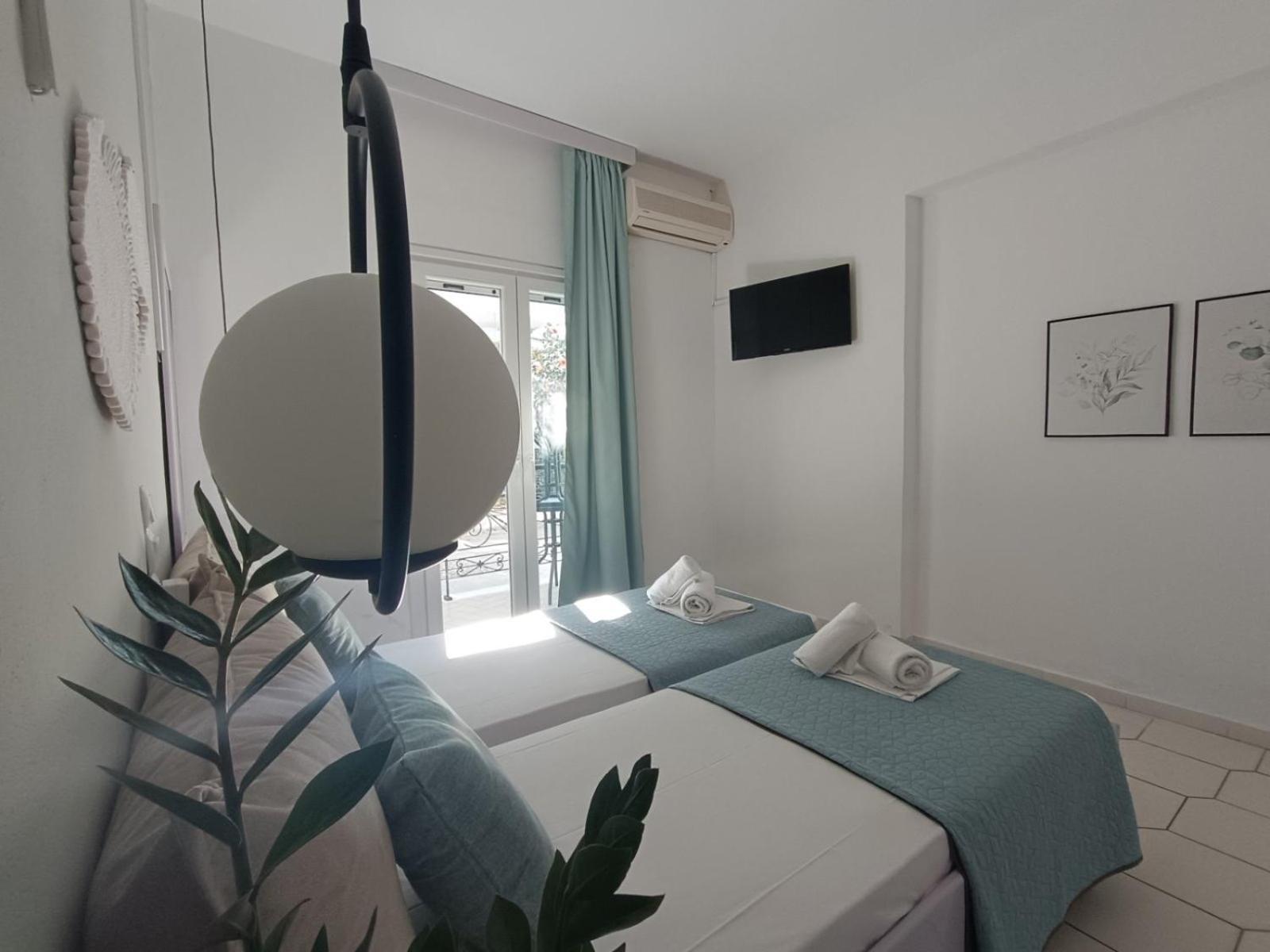 Philippos Apartments Acharavi  Eksteriør billede
