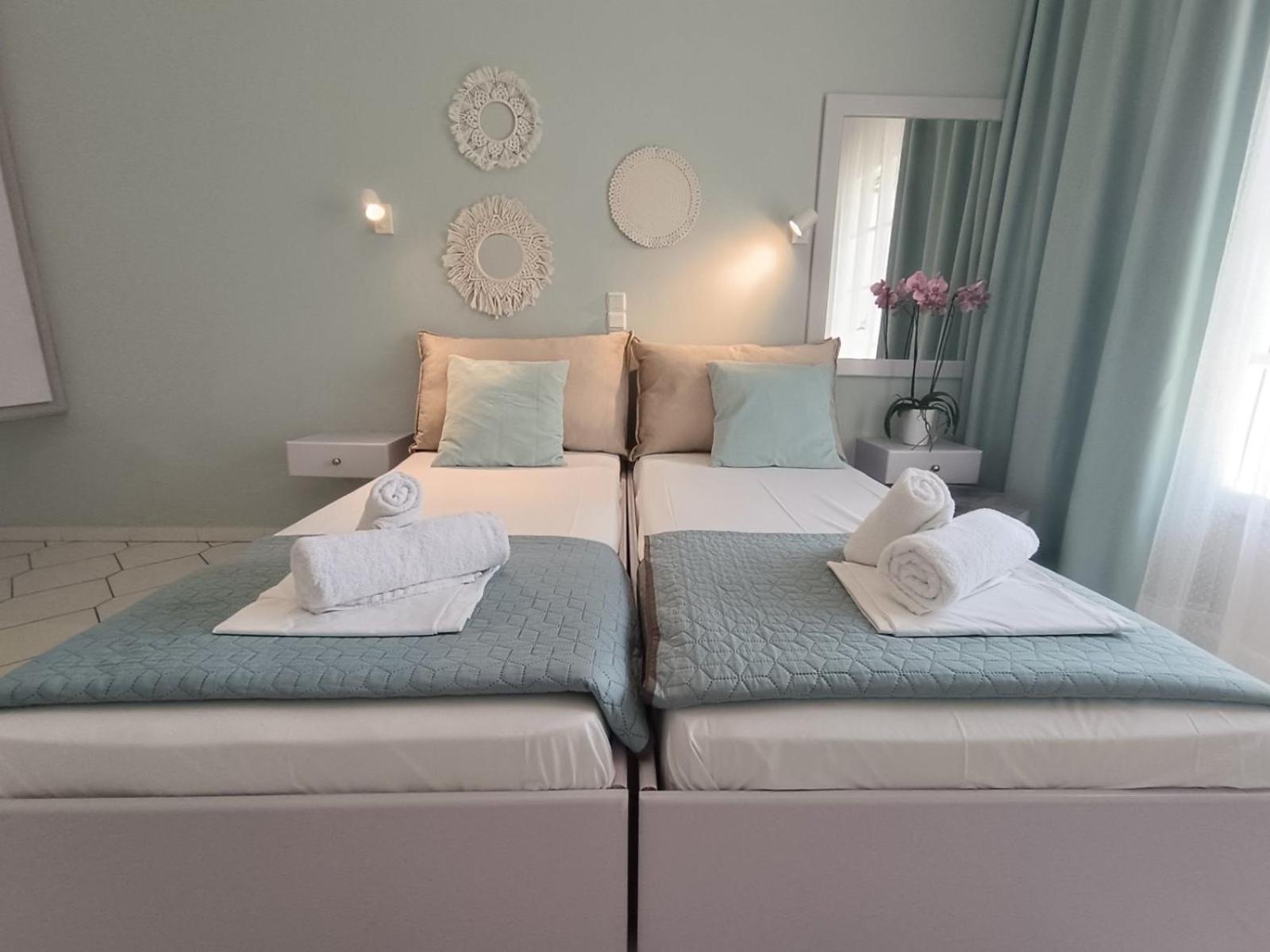 Philippos Apartments Acharavi  Eksteriør billede