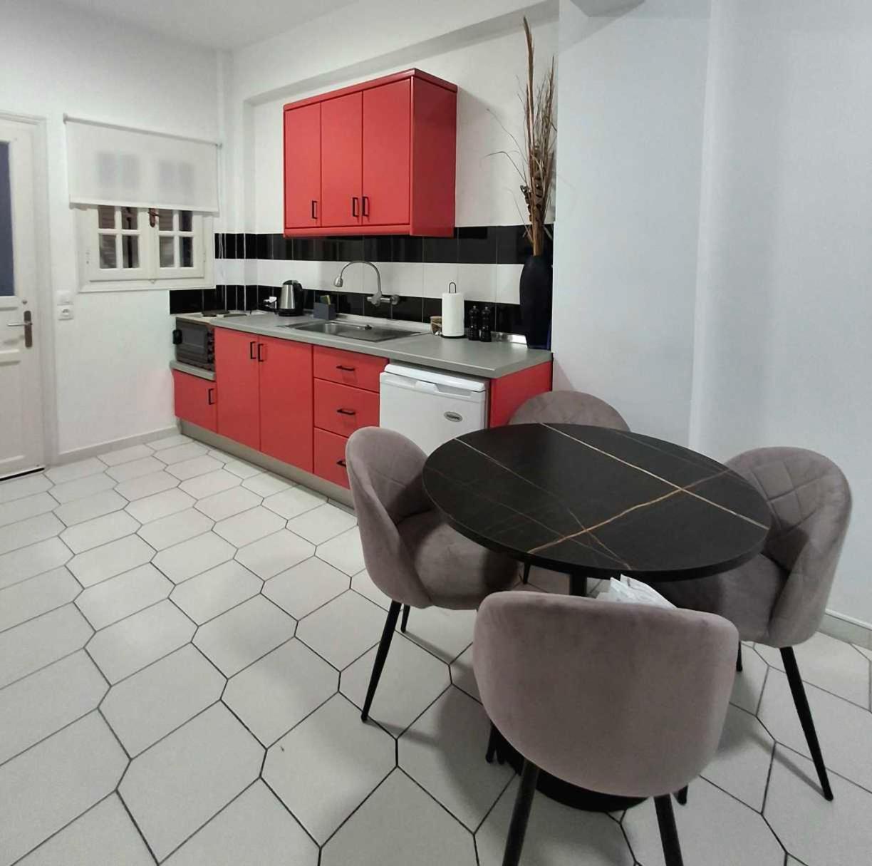 Philippos Apartments Acharavi  Eksteriør billede